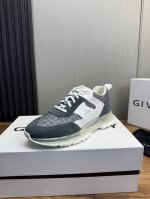 工厂P价 Gv *Y～纪梵希.全新Giv 男士休闲运动鞋，鞋面高密飞织制成！上脚效果帅气有型，增高4Cm，提升气场，轻质气垫大底，脚感舒适！ Size：39-4