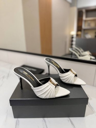 出厂价pp Ysl Saint Laurent* 夏季新品 金属头优雅大气高跟凉鞋 2025全新春夏系列后带方扣高跟凉鞋 尖头高跟拖鞋淡淡的夏日里怎么少得了一双