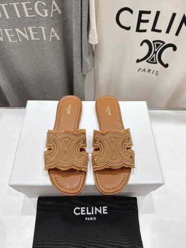 高版本出厂 Celine*塞琳2025Ss思琳初夏新款凯旋门Logo凉拖鞋 高级感十足 网红Ins种草神器、非常复古风、气场十足单品、设计风格非常新颖、高档且非