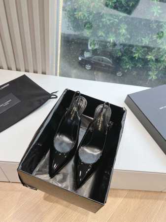 顶级版本 S**nt Laurent YSL 圣罗兰logo跟高跟凉鞋后带完美的露肤度更显得白显瘦，经典时尚百搭款 低调中透露出高雅气质材料采用进口原版牛漆皮做 - 点击图像关闭