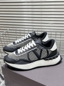 Valentino 码数:39 44 38.45定做 华伦天奴 运动鞋系列 valentino华伦天奴V家 新款Netrunner系列 休闲 气垫 情侣运动鞋