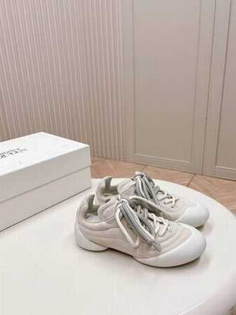 冲量价: 男+10 ALEXANDER MCQUEEN 亚历山大 麦昆 最新 Flexion系列情侣款复古休闲运动鞋轻便跑步鞋小白鞋 原版购入开发 做货 这款F - 点击图像关闭