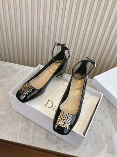 出厂 顶级版本 Miss Dior Fw25New Arrival～ D家25秋冬迪奥小姐 精致玛丽珍新品 Missdior 五金扣件，好精致啊，小方头时髦复古