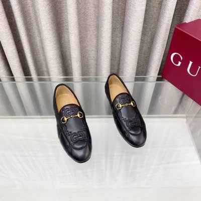 gucci古驰专柜新款饰马衔扣乐福鞋 材料进口皮面 牛猄，羊皮内里垫脚，原版开模马衔扣，真皮大底 ，鞋跟1.5Cm Size：35～39 40、41定做不退换