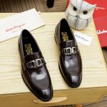 菲拉格幕 Ferragamo 新款男士休闲套脚鞋官网原版1:1开模，原单品质做工精细，高端奢华鞋面采用进口意大利头层牛皮奢华皮内里橡胶耐磨防滑大底，穿着透气舒适