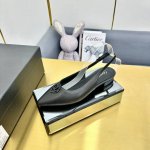 出厂:独家顶级版本 Chane*L小香2024Vs专柜最新时装单鞋系列 尖头横带半拖 香奈儿女士钟爱简约又难以抗拒系 搭配展现与众不同的穿搭风格、自由混搭闪耀到