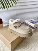 UGG P: 女款Size：35-40 UGG金币魔术毛毛鞋 厚底雪地靴 现货好拿 美媚必选，秋冬长装短装好配衣服，超显身材秋冬女性必备.保暖神器 源自澳洲，百
