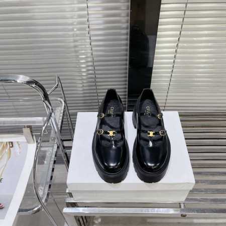 Celine 赛琳 玛丽珍乐福鞋 网红爆款来袭！各大网红抢先体验、Celine网红Ins种草神器、非常复古风、气场十足单品、设计风格非常新颖、高档且非常舒适.原 - 点击图像关闭