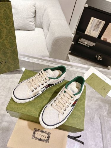 橙子出厂价p gucci 古驰 1977系列 经典低帮帆布鞋 休闲鞋板鞋 情侣款 码数 35-45