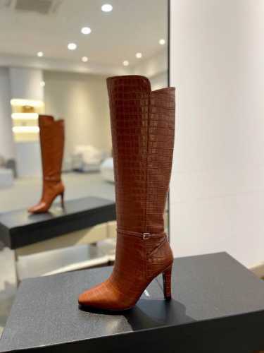 年度畅销款 圣罗兰 秋冬新款 圣罗兰 Saint Laurent0， 开始叫做Yves Saint Laurent 或 简 做YSL，是法国人伊夫 圣 罗伦 Y