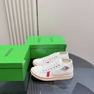 bottega Venet* Bv25 春夏 大热复古帆布鞋今年最新超帅的帆布鞋 上脚更无敌好看 必备款之一 请为自己的时髦提前蓄力吧Baby百搭适用任何场合