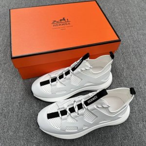 hermes 爱马仕 男士休息运动鞋！ -高端品质 原单休闲运动鞋 -鞋面:高纳帕小牛皮、锻造工艺、针织布匹、鞋身品牌织带、注塑品牌Logo -内里:垫脚;水染
