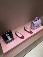 360Repetto 小众潮牌 25Ss春夏新款 月牙浅口 粗跟 芭蕾舞鞋 单鞋 只要平时喜欢穿芭蕾鞋 芭蕾鞋控的 宝子们 你们完全可以闭眼去冲这双 鞋型巨乖