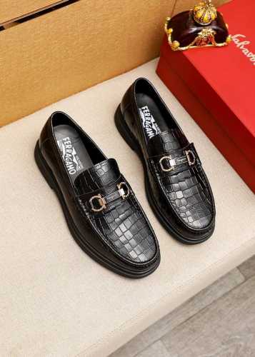 商品商标：Ferragamo 菲拉格慕 休闲皮鞋 正码码数: 38-44 45.46订制 商品材料：精选 进口头层牛皮压花鞋面+奢华五金扣，进口水染牛皮内里。强