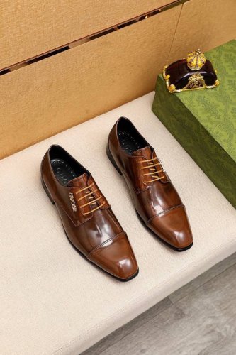 商品商标：GUCCI 古驰 休闲皮鞋正码码数: 38-44 45订制 商品材料：精选 进口头层开边珠小牛皮鞋面+经典五金扣，进口水染牛皮内里。强烈立体视觉效果，
