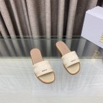 dior2025春夏新款Dway平底一字拖拼色女鞋 Cd字母Logo立体刺绣圆柱跟凉鞋 方头粗跟凉拖鞋 原版开发市面顶级版本 鞋面 原版一致水洗牛皮电绣高温水溶