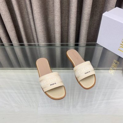 dior2025春夏新款Dway平底一字拖拼色女鞋 Cd字母Logo立体刺绣圆柱跟凉鞋 方头粗跟凉拖鞋 原版开发市面顶级版本 鞋面 原版一致水洗牛皮电绣高温水溶
