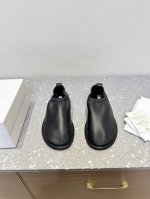 The Row 小众潮牌 25Ss春夏新款 松紧 芭蕾舞奶奶鞋 单鞋 据说这是本年度最美丽的芭蕾舞 奶奶鞋，法式优雅气质在线、高级又时髦，可盐可甜，文艺又气质！