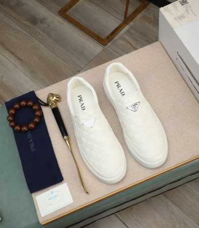 出 厂 价 商品商标 Prada 普拉达 原版休闲鞋 正码码数 38-44 可订做45 商品材料：鞋面原版进口牛皮，牛皮内里，原版大底。 - 点击图像关闭