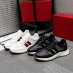 商品商标 Bally 巴利 休闲鞋 正码码数: 38-45 46定做不退换 商品材料 精选优质冲孔牛皮鞋面 羊皮内里 橡胶大底