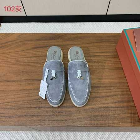 Loro Piana 锁边包头拖。意大利顶级羊绒复古优雅低调奢华。时尚性与皮料实用性同样兼具依然全网最高品质。鞋面羊京丝质柔滑。手工缝线，水染皮里，原版大底。码 - 点击图像关闭