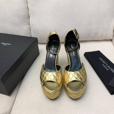 全新爆款菱格设计 高版本顶级品质 Ysl 专柜爆款超高跟防水台凉鞋 鱼嘴鞋头设计 好穿 大气 显贵族气息 面料：进口羊京 垫脚：进口羊皮 大底：意大利真皮大底