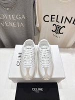 高版本出厂 Celine*思琳赛琳 2025Ss新款徽标系带休闲运动鞋 小白鞋 简单舒服，干净利落，百搭显腿细，无论是单穿还是搭配阔腿裤，都非常好搭，高街又复古