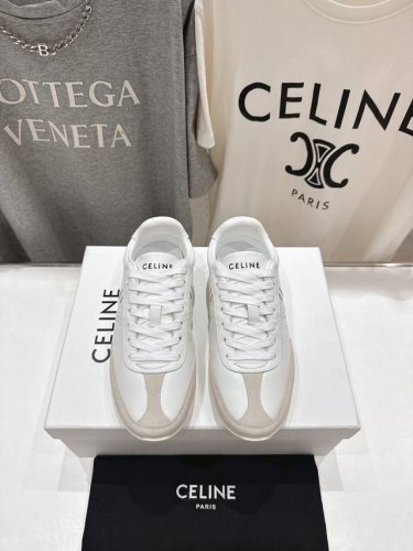 高版本出厂 Celine*思琳赛琳 2025Ss新款徽标系带休闲运动鞋 小白鞋 简单舒服，干净利落，百搭显腿细，无论是单穿还是搭配阔腿裤，都非常好搭，高街又复古