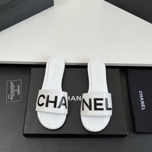 顶级代购版本 跑量款不议价 Chanel香奈儿糖果拼色真皮电绣字母皮扣拖鞋！小香的鞋子从来不会让你失望，最懂女人心，这双拖着实有点惊艳’‘上脚好看时髦又好穿#脚