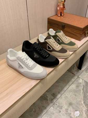新款: 厂价 普拉达Prada* 最新爆款休闲鞋，顶端品牌 奢侈～代购，顶级～质量。 鞋面選用进口透气牛皮和布料设计材质透气羊皮垫脚 精细做工。原版个性时尚柔软 - 点击图像关闭
