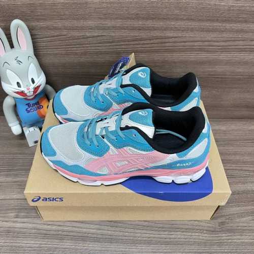 Needles X Asics Gel-Nyc 皮革 炫酷 减震防滑耐磨 低帮 生活休闲鞋 蓝粉 货号: 1201A850-022 包装:全套得物配件毒盒配纯棉