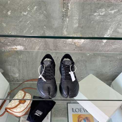 搭配袜子另+15 Maison Margiela × Reebok联名款分趾鞋 马吉拉锐步全新联名再度来袭 整体造型相当抢眼 个性十足上脚绝对是帅到没朋友 码数