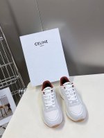 Celine思琳春夏秀款运动鞋 Runner Cr-03运动鞋 鞋舌和鞋后帮饰有Celine标志运动鞋侧面凹印Cr-03字样鞋后帮和侧面压印新款女凯旋门徽标系带