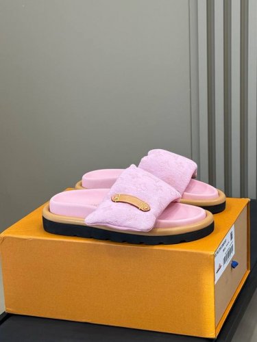 代购版，新色 Louis Vuitto N Ss24 New Arrival～ Lv驴家 春夏羽绒魔术贴凉拖鞋新品！ 内里填充90白鸭绒，轻软舒适，回弹性极佳！