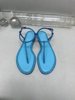 2025芮妮乔薇拉，经典爆款Rc女士T字带镶钻夹趾平底钻边凉鞋 鞋面：真丝材质+克里奥水晶钻 内里：特定羊皮内里垫脚 大底：原版一致真皮大底 Size : 34