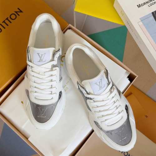 顶级版本：男款 LV 路易威登 驴牌L家 经典Run Away系列 休闲 运动鞋 老爹鞋 原版购入开发 做货 本款 Run Away 运动鞋融汇品牌经典 Mon