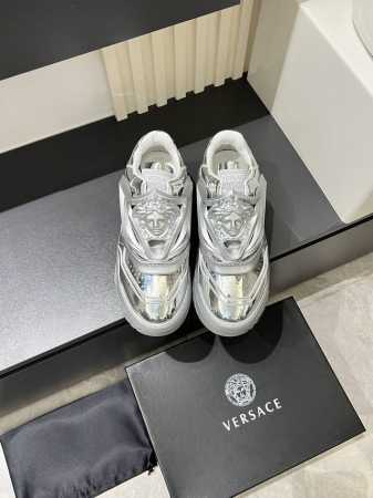 Versace Odissea 艺术感超强的飞船鞋，整双鞋很具备结构感和线条感，干净利落也能让造型充满很强的视觉冲击力，原版开发，私模定制原版大底，请不要拿市面 - 点击图像关闭