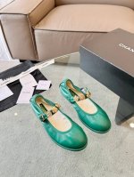 CHANEL 香奈儿 小香 Chanel 2025新款 高级手工坊系列金币玛丽珍鞋芭蕾舞鞋金币复古 vintage设计～，干练又慵懒随性 妥妥的甜酷风！金属徽章