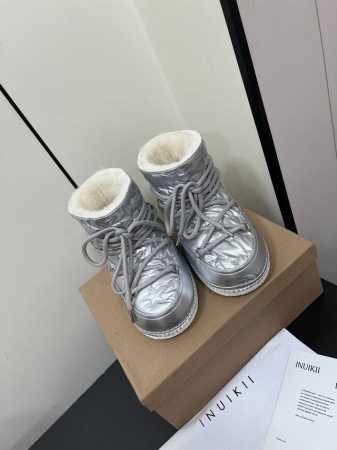 INUIKII 小众潮牌 24ss秋冬新款 雪地靴 忘了吧，时髦人都在穿INUIKII雪地靴，内增3cm，万人大秀的丑萌雪地靴重新翻红，不分左右 看着巨无霸巨显 - 点击图像关闭