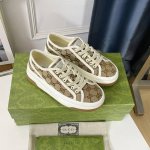 橙子出厂价P Gucci 古驰 经典刺绣Gg低帮老花厚底帆布鞋 休闲鞋板鞋 情侣款 Gg标识由始于 30年代的早期 Gucci钻石萎格纹演化而来，于20世纪70