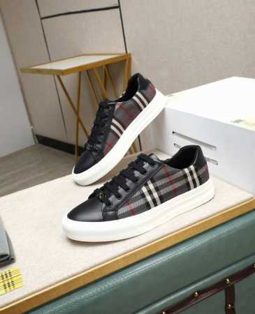 出厂价P Burberry 巴宝莉 代购款男士新款官网同步，鞋面采用进口牛皮，真皮内里， 完全1比1复刻，防滑耐磨橡胶大底原厂跟单货，高品质看细节，欢迎对比码数 - 点击图像关闭