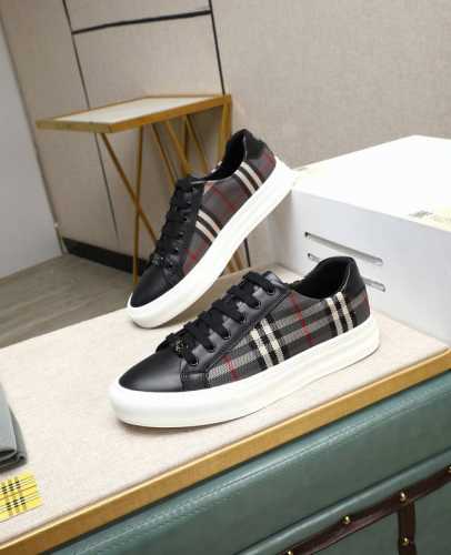 出厂价P Burberry 巴宝莉 代购款男士新款官网同步，鞋面采用进口牛皮，真皮内里， 完全1比1复刻，防滑耐磨橡胶大底原厂跟单货，高品质看细节，欢迎对比码数