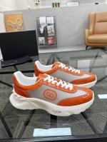 H 顶级代购 华 炸街男神运动鞋新品 经反复试验终打造出完美版本 经典的高超拼接工艺技术瞬间成为高富帅 意大利进口原版牛皮搭配网布面料 柔软舒适牛皮内里垫 鞋底