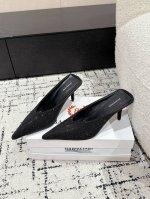 390 Balenciagia 25 巴黎世家专柜新款烫钻尖头高跟拖鞋上新 气场十足女神款，高级感满满，街拍凹造型必备，日常霸总穿搭 时髦精在线 鞋面：进口施华