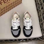Fend* Match情侣款低帮运动鞋｜鞋舌带复古标签｜侧面饰有ff图案缝线｜鞋底fend*字样压纹｜进口牛皮内里｜Tpu环保防滑大底 Size：女35-39