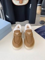 出厂价 PRADA 普拉达24秋冬新款△ 三角标厚底靴 浅口雪地靴 鞋面牛反绒 内里真羊毛 冬天在也不拍冻脚啦！ Size：35-40 41 42定做不退换