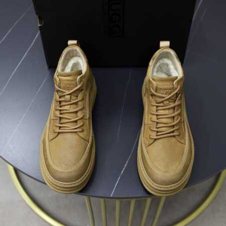 澳洲进口加厚羊毛 品牌：UGG正品代购 尺码：39 44 等级： 官网1:1 材料： 头层真皮防水防冻鞋面 真毛内里 原版防滑耐磨大底 款式类别：男士休闲鞋 搭 - 点击图像关闭
