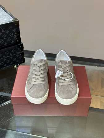 工厂p价 Bally 巴利 新款男士系带休闲运动板鞋出货，休闲运动款式，面料采用原厂牛皮面，皮质柔软细腻光泽好，两侧立体品牌Logo装饰，内里羊皮垫脚 上脚轻便 - 点击图像关闭