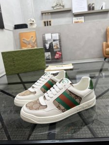 g 顶级代购 古 炸街男神爆款超级完美官网新品，专柜同步发售原厂配置，意大利进口牛皮搭配G布面料，高品质拼接复杂工艺完美复刻，舒适柔软牛皮内里垫，鞋底：原厂特供