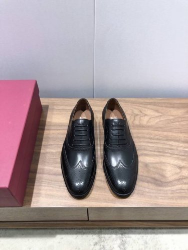 菲拉格慕Ferragamo男士精品皮鞋 鞋面进口牛皮 水染牛皮内里 真皮大底 标准码38-44 45定做不退不换